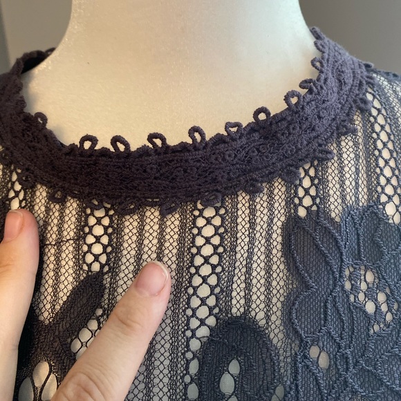 Taylor and Sage high neck lace top, size XL - Picture 7 of 12